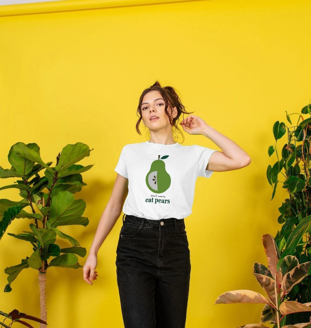 Don't worry, eat pears women's t-shirt